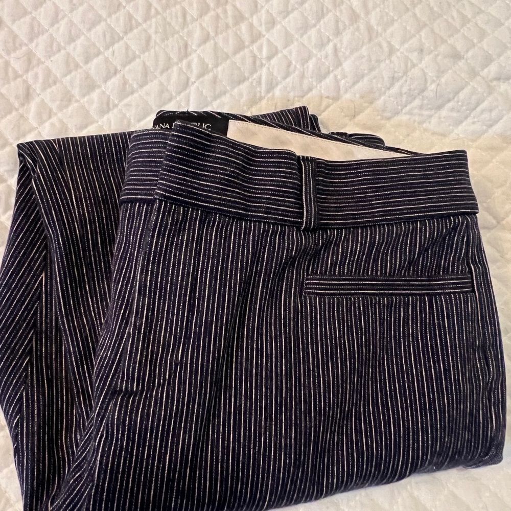 Banana Republic Jackson Fit Navy Pin Striped Pants Women's size 2